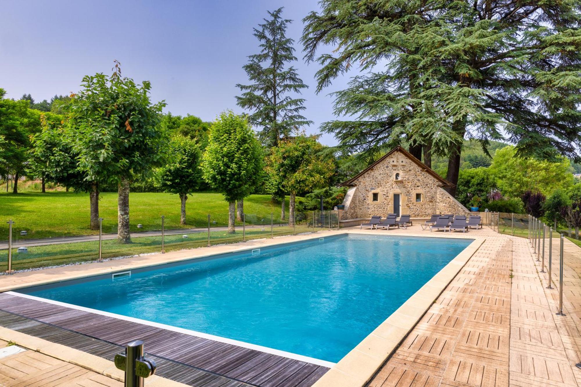 Château De La Falque, The Originals Relais Saint-Geniez-dʼOlt